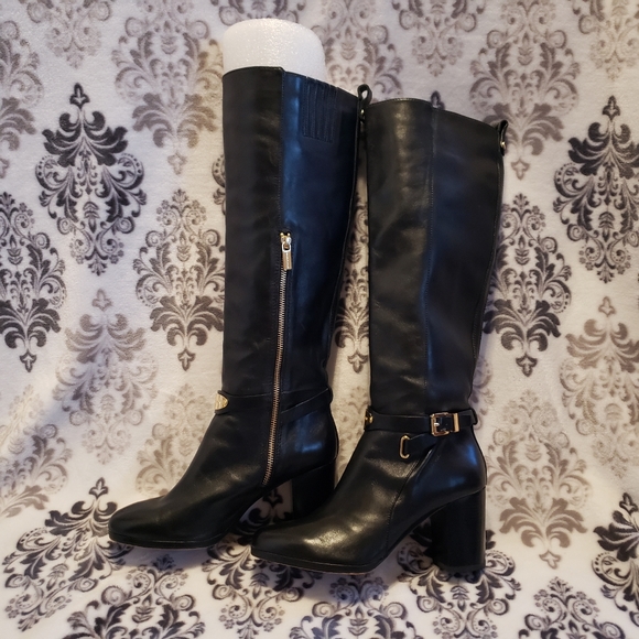 🌺 Like new Michael Kors Boots 🌺 - Picture 5 of 8